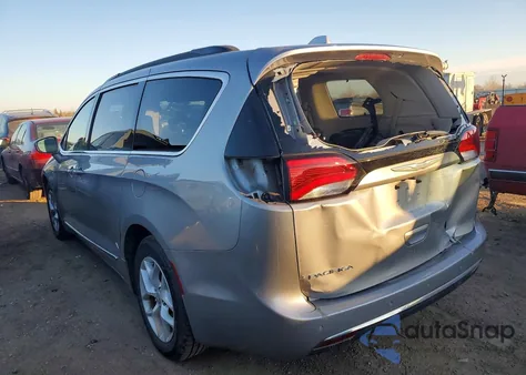 2017 Chrysler Pacifica Touring L из США, поврежденный, VIN 2C4RC1BG2HR831290